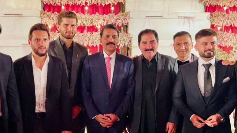 Lt Gen Asif Ghafoor steals limelight at Shaheen Shah Afridi’s walima reception