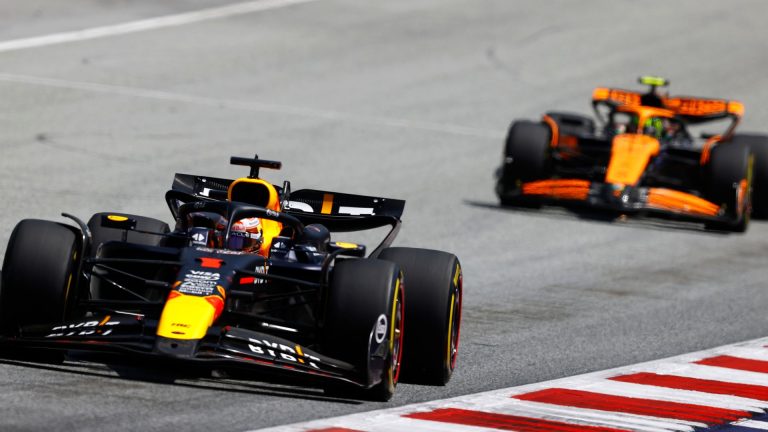 Verstappen wins Sprint with Norris only third after thrilling start LIVE!